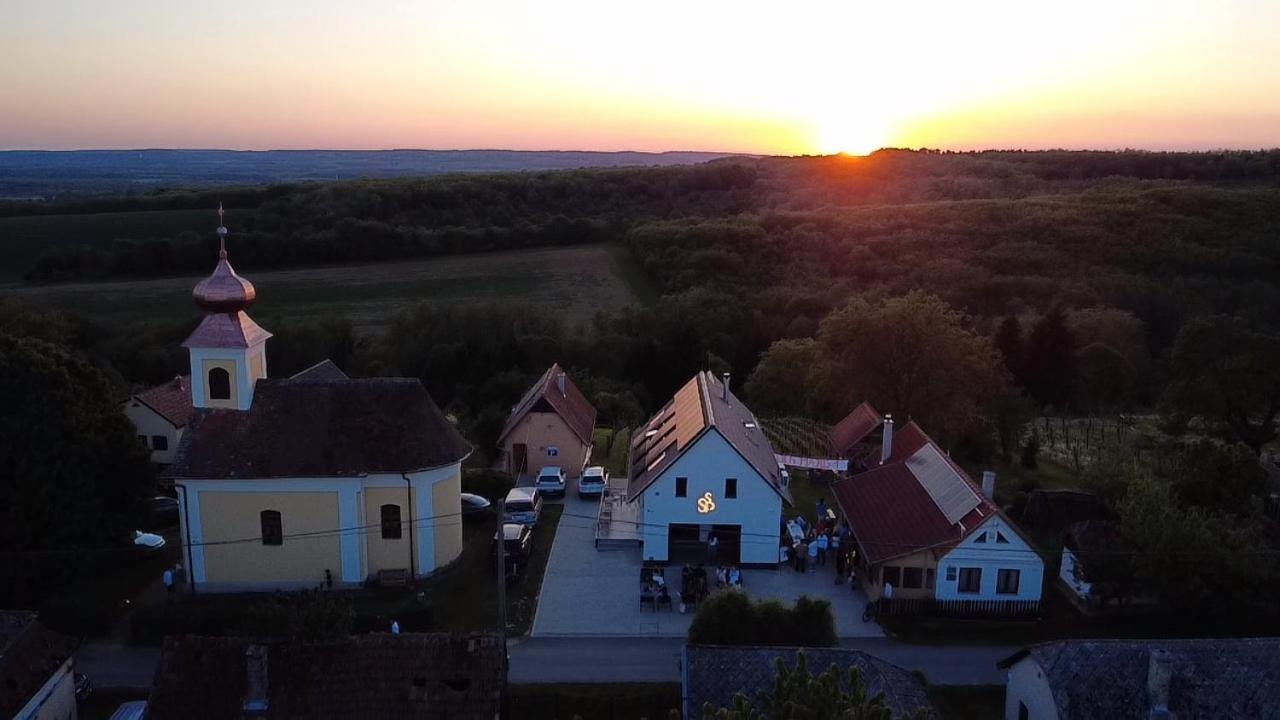 Foerhenc Wine House & Guesthouses I-Ii-Iii Nagykanizsa Εξωτερικό φωτογραφία