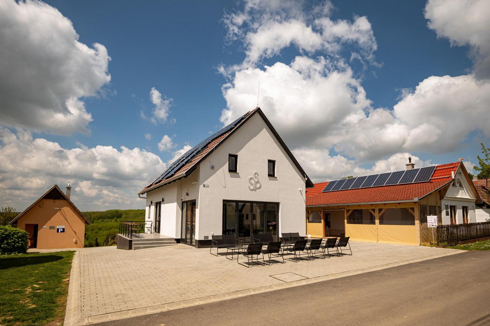 Foerhenc Wine House & Guesthouses I-Ii-Iii Nagykanizsa Εξωτερικό φωτογραφία